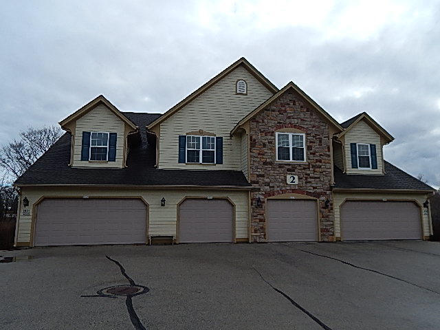 2021 W Vista Bella Dr
