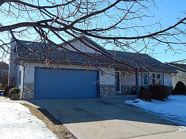 2021 W Vista Bella Dr