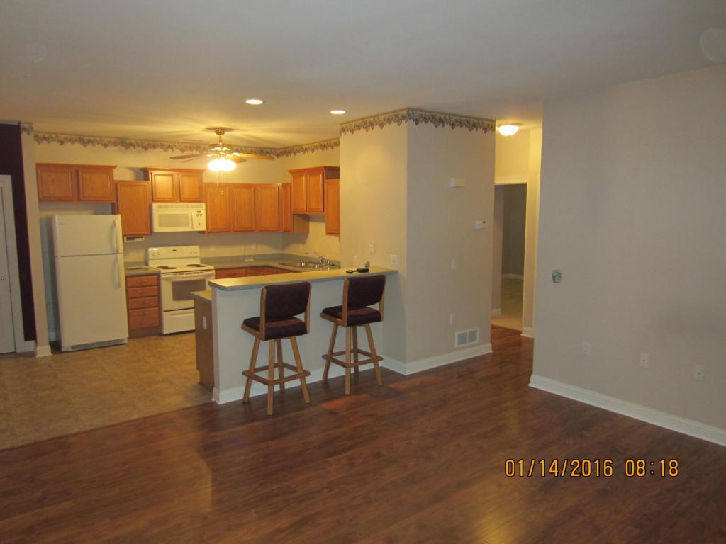 2021 W Vista Bella Dr