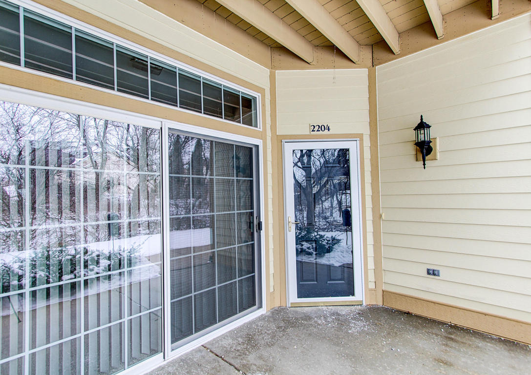 2021 W Vista Bella Dr