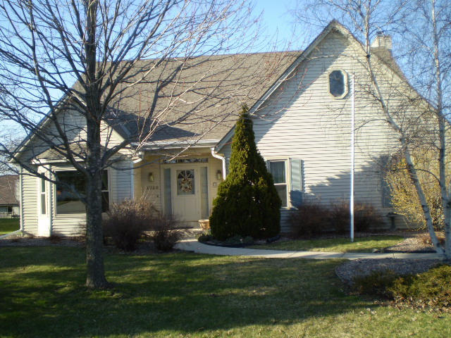 820 E Park Blvd