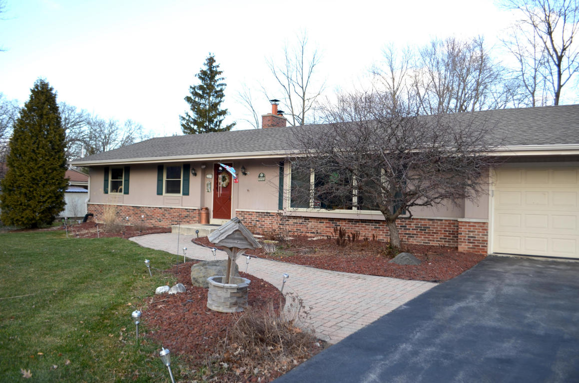 437 W Aspen Dr