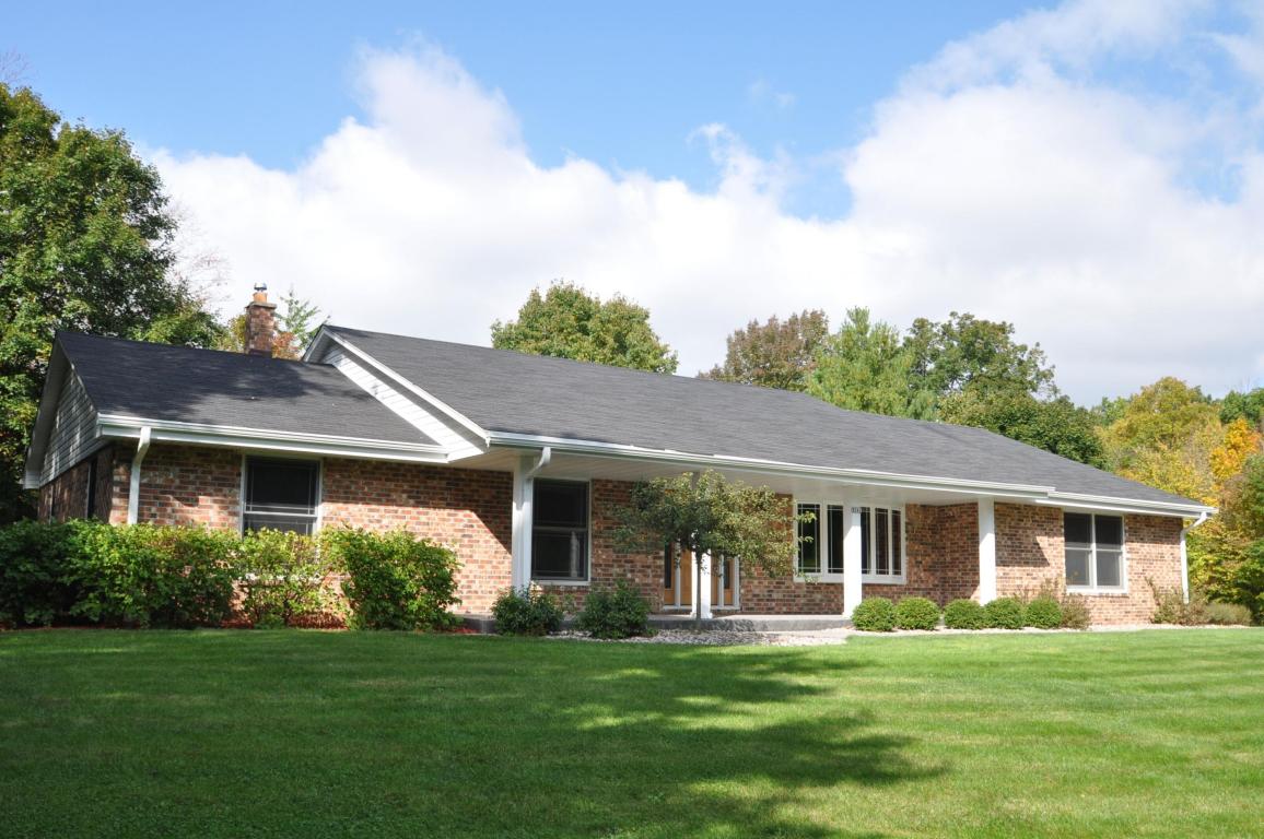 2389 W Rawson Ave