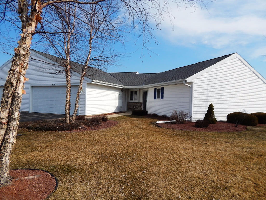 301 Shore Dr
