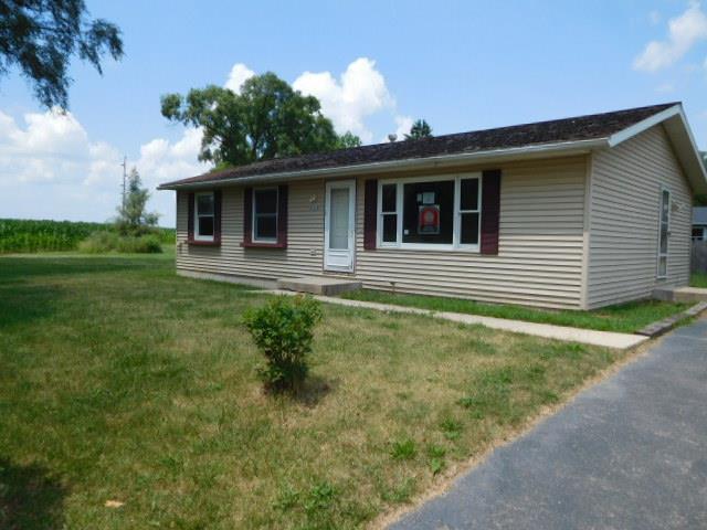W1416 Bernice StBloomfield, WI, 53157Walworth County