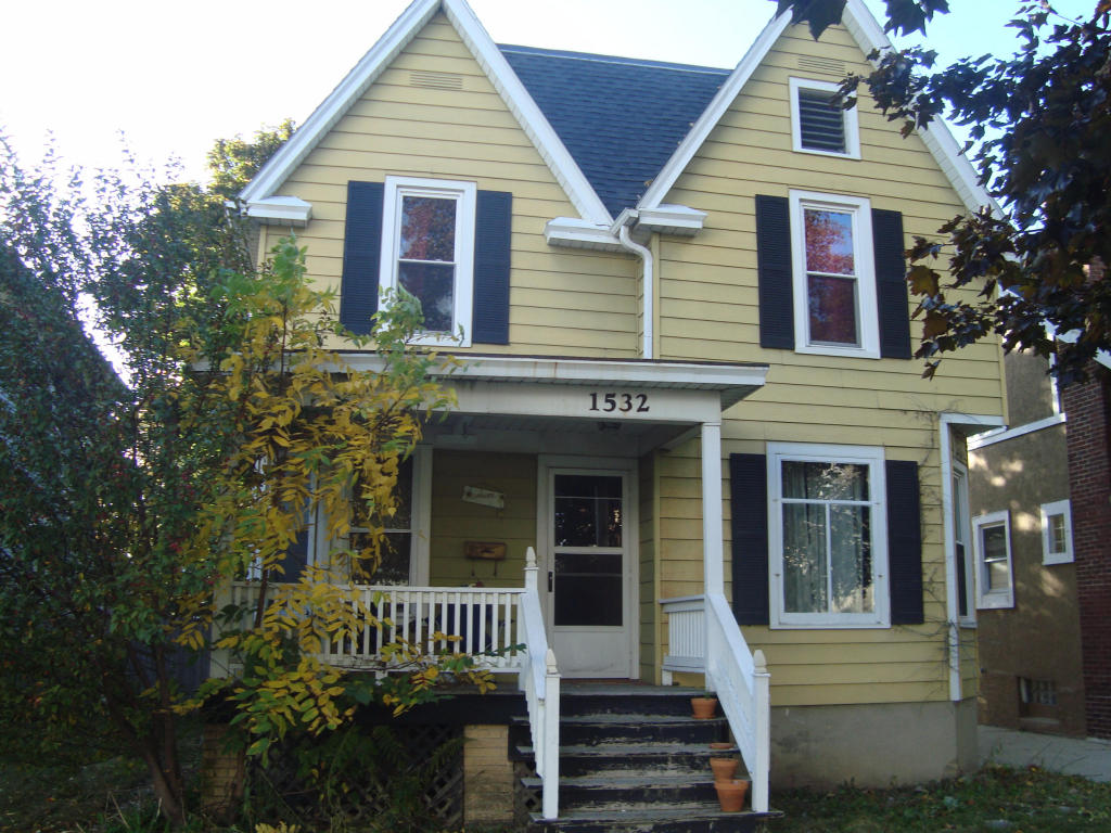 21721 Northcape St