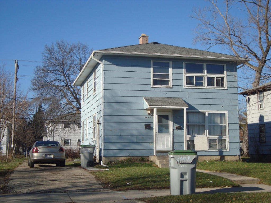 21721 Northcape St