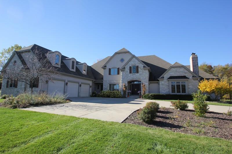 140 Legend Court