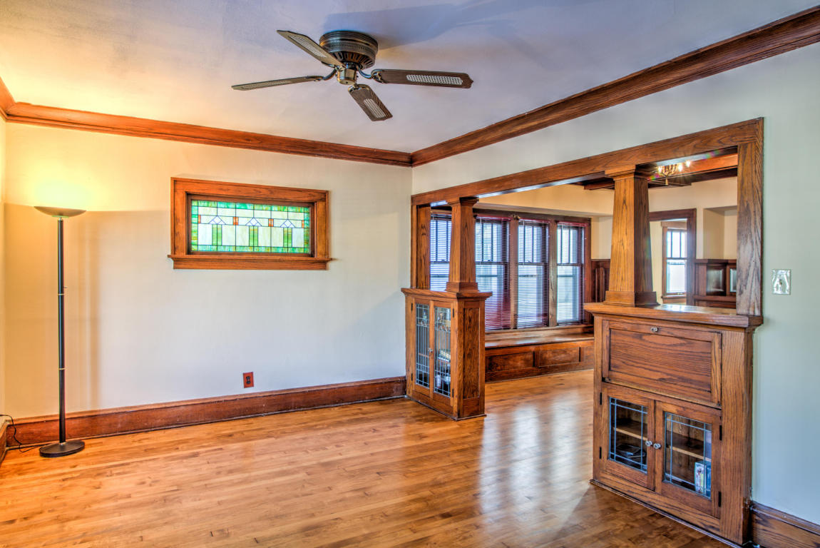 543 A J Allen Cir