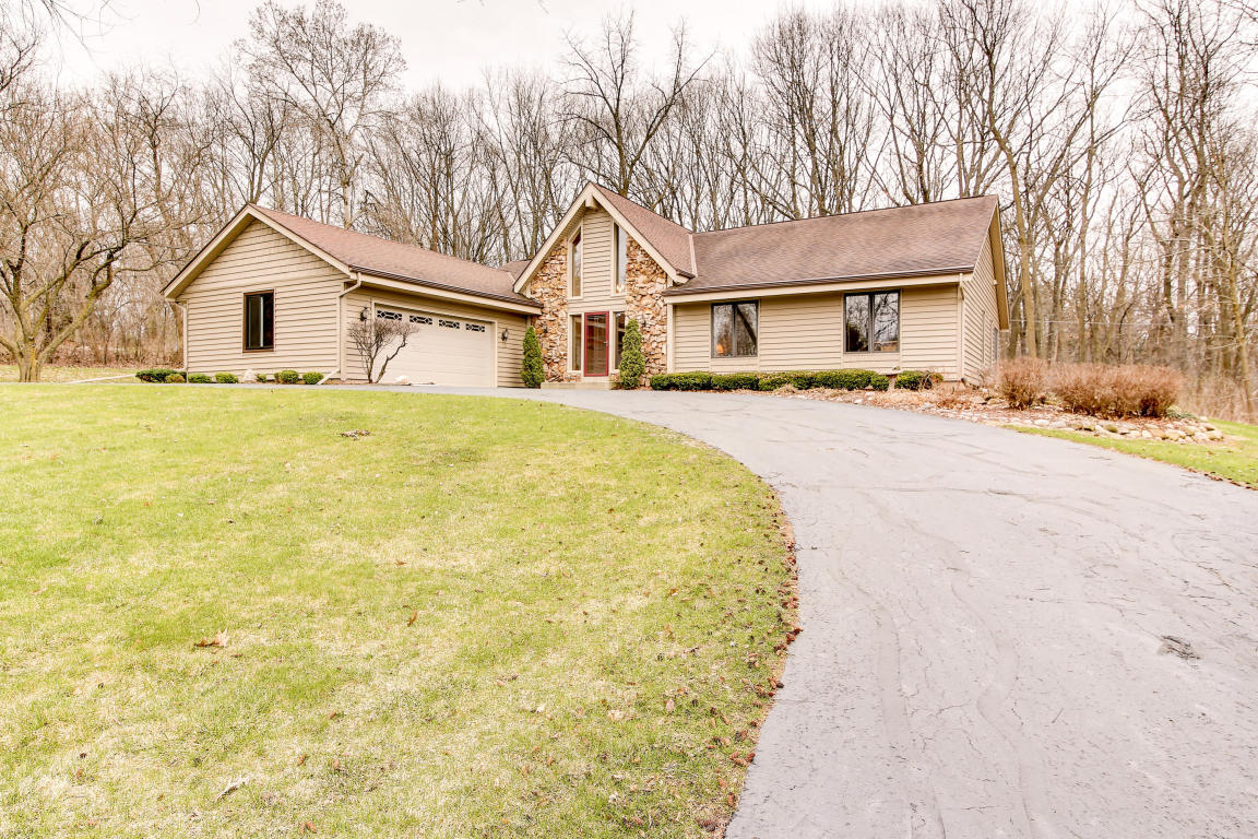 543 A J Allen Cir