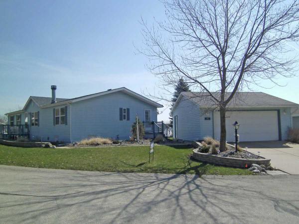 Harbor Heights 609 Mayflower Dr.Waterford, WI 53185