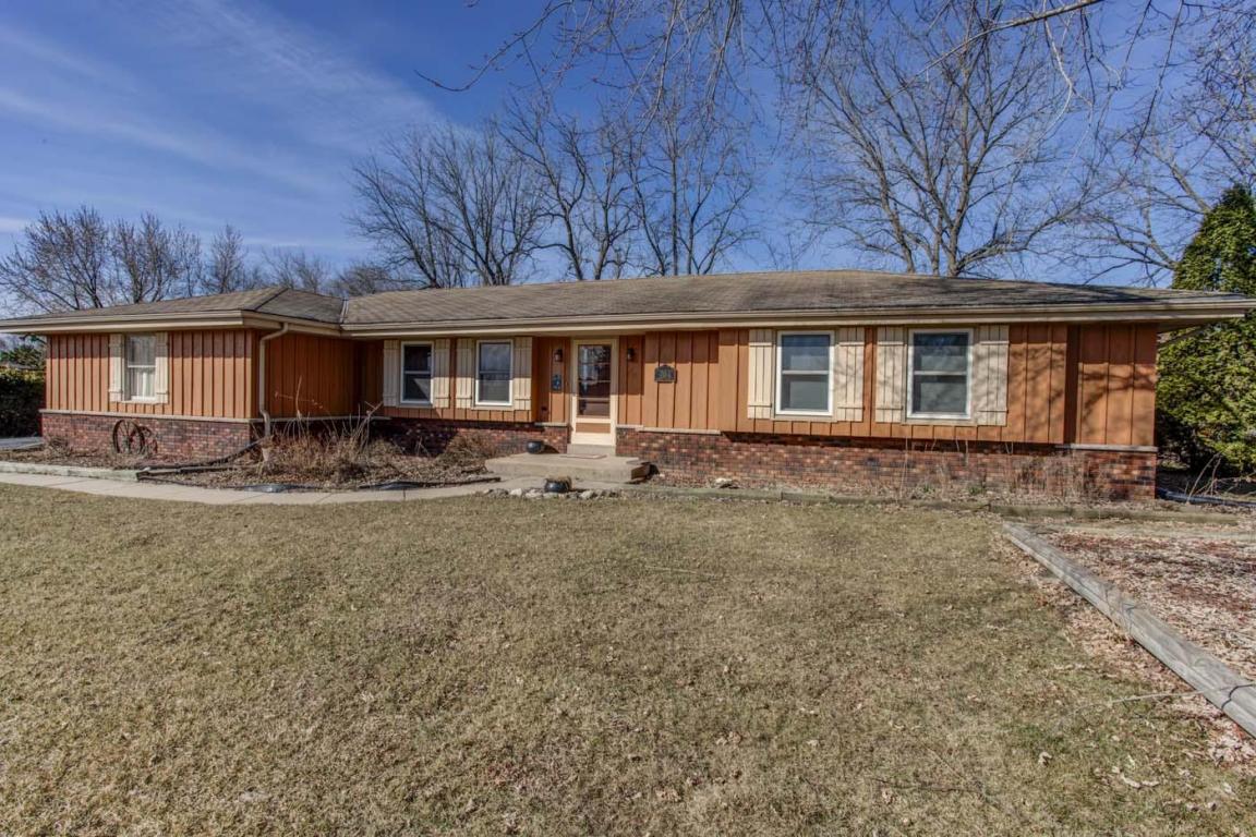 7101 W View Dr