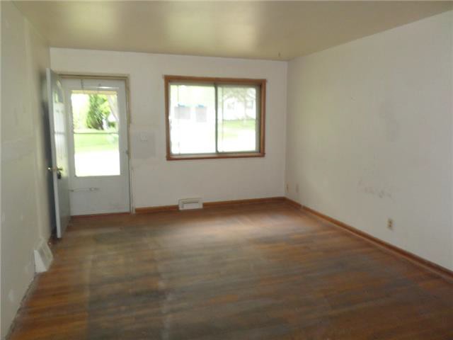 1939 Sherryl LnWaukesha, WI, 53188Waukesha County