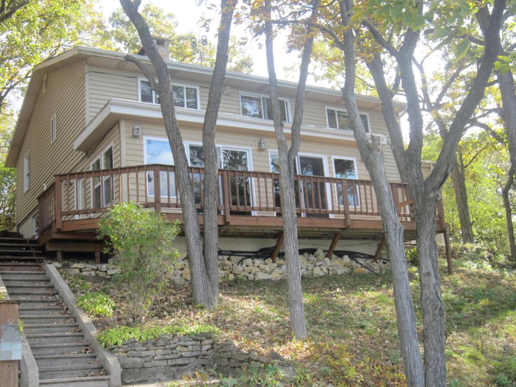 N7443 Ridge Rd