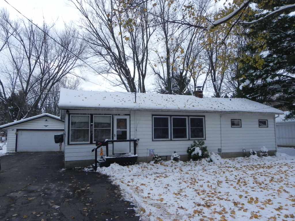304 S Janesville St