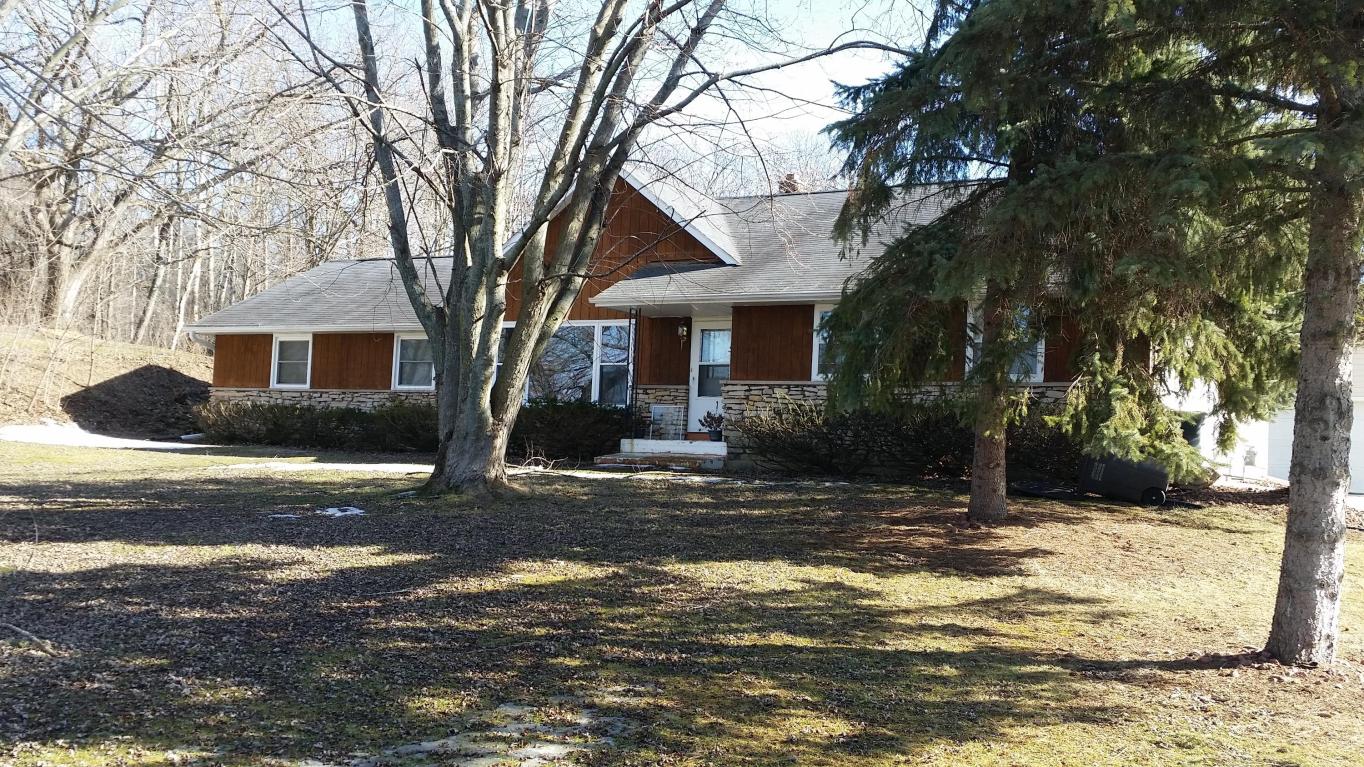 N7572 Larrys Rd