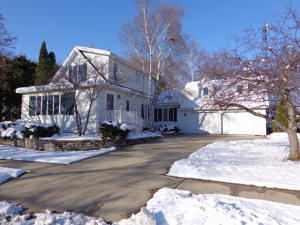 1212 W Bloomingfield Dr