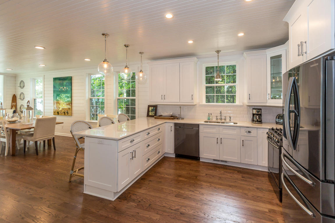 465 Outing St, Williams Bay, WI 53191