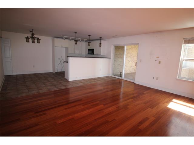 1550 N Warren Ave #103Milwaukee, WI, 53202Milwaukee County
