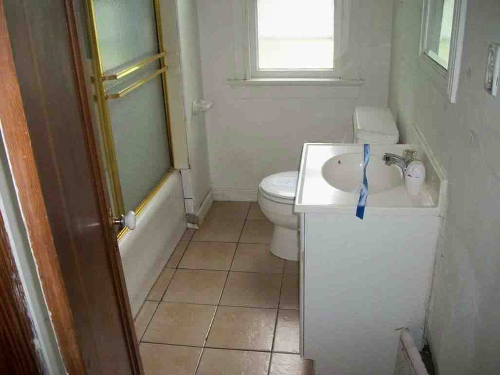 5626 N 37th StMilwaukee, WI, 53209Milwaukee County