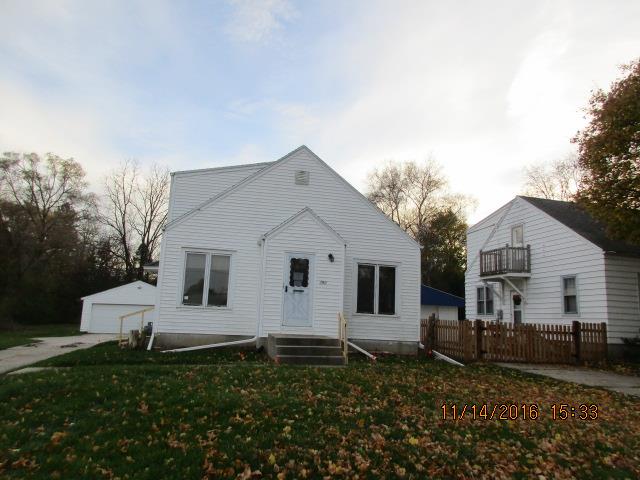 3903 W Calumet RdMilwaukee, WI, 53209Milwaukee County