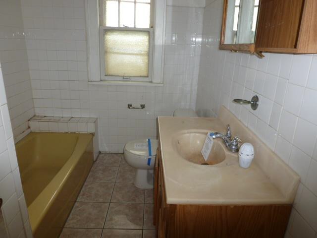 2519 N 48th StMilwaukee, WI, 53210Milwaukee County