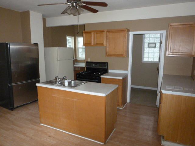 2631 - 2631a N Holton StMilwaukee, WI, 53212Milwaukee County