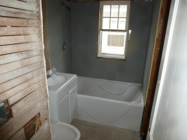 218 N 72nd StMilwaukee, WI, 53213Milwaukee County