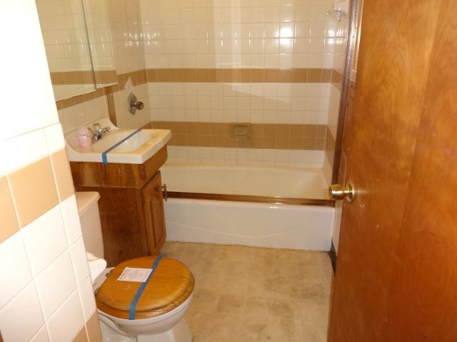 1330 S 115th StWest Allis, WI, 53214Milwaukee County