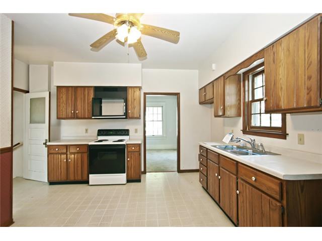 1121 S 58th StWest Allis, WI, 53214Milwaukee County