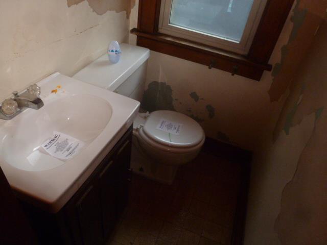 6128 W Mitchell StWest Allis, WI, 53214Milwaukee County