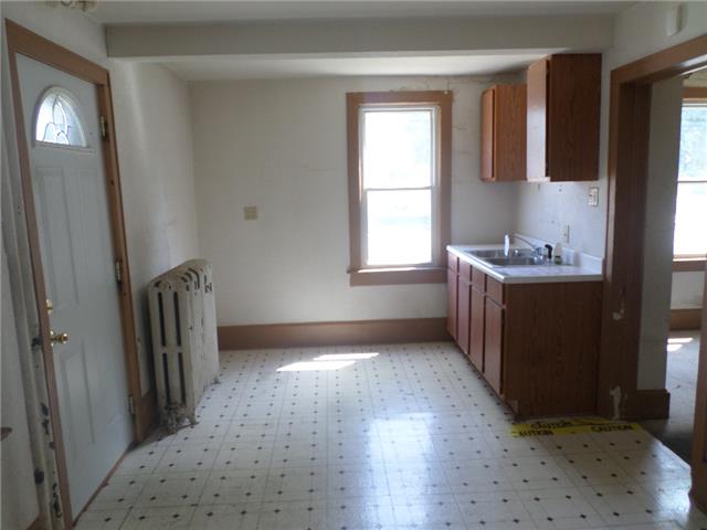 1124 S 58th StWest Allis, WI, 53214Milwaukee County