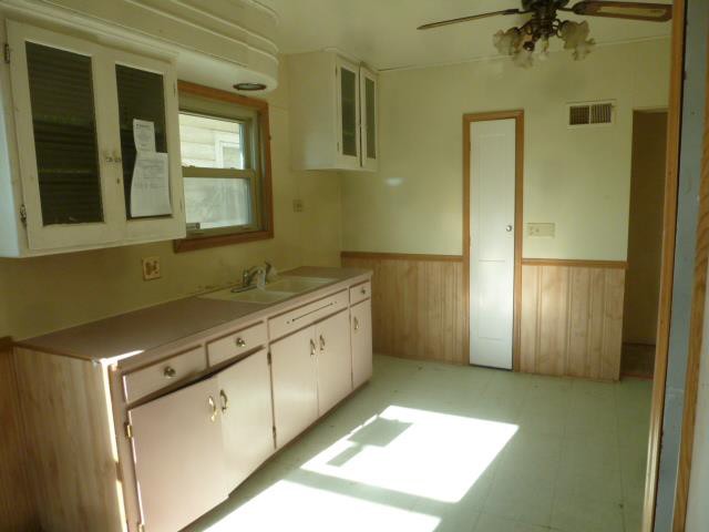 2526 S 35th StMilwaukee, WI, 53215Milwaukee County