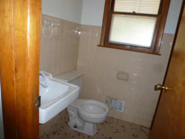 4227 W Sieben PlMilwaukee, WI, 53216Milwaukee County