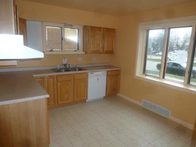 5041 W Forest Home AveMilwaukee, WI, 53219Milwaukee County