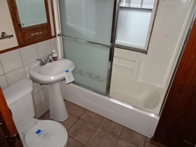 2261 S 75th StWest Allis, WI, 53219Milwaukee County