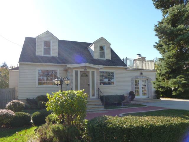 7835 W Howard AveMilwaukee, WI, 53220Milwaukee County
