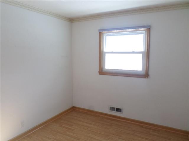 7818 W Lynmar CtMilwaukee, WI, 53222Milwaukee County