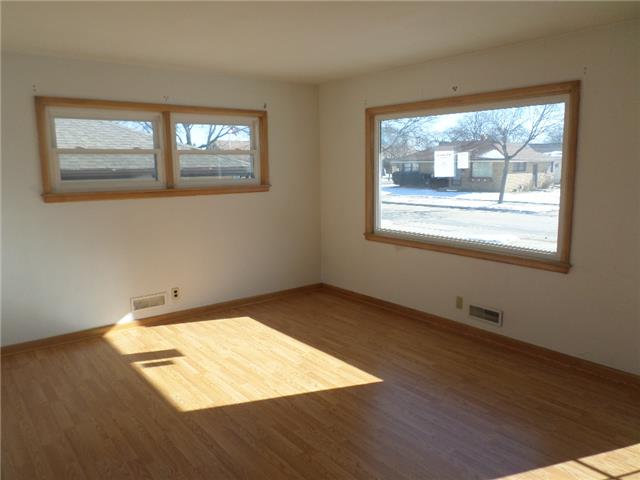 7818 W Lynmar CtMilwaukee, WI, 53222Milwaukee County