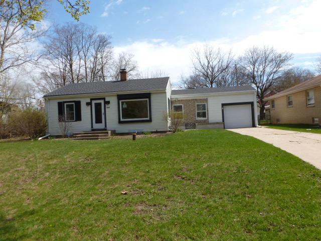 4316 N 94th StWauwatosa, WI, 53222Milwaukee County