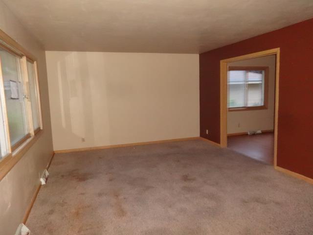 4464 N 105th StMilwaukee, WI, 53225Milwaukee County