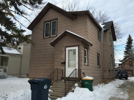 542 N 98Th St