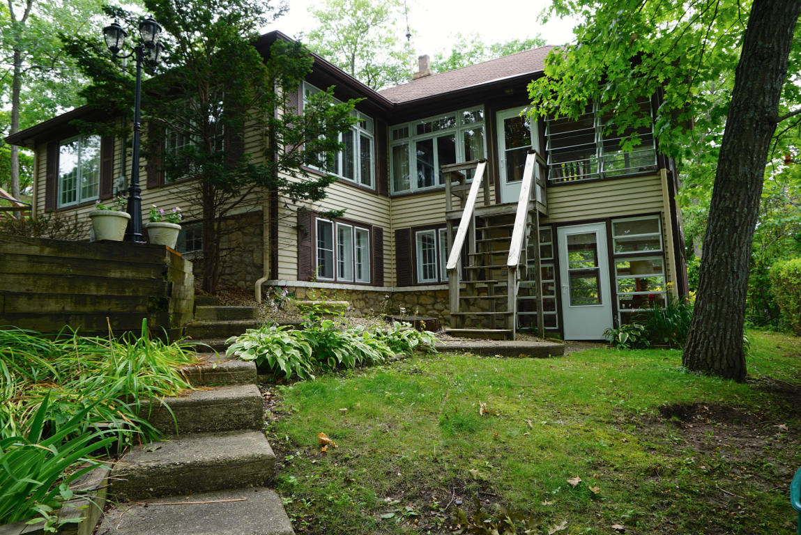 210 N 86Th St