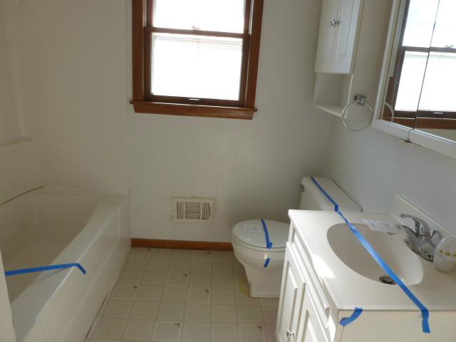 4234 S Mccarty AveSaint Francis, WI, 53235Milwaukee County