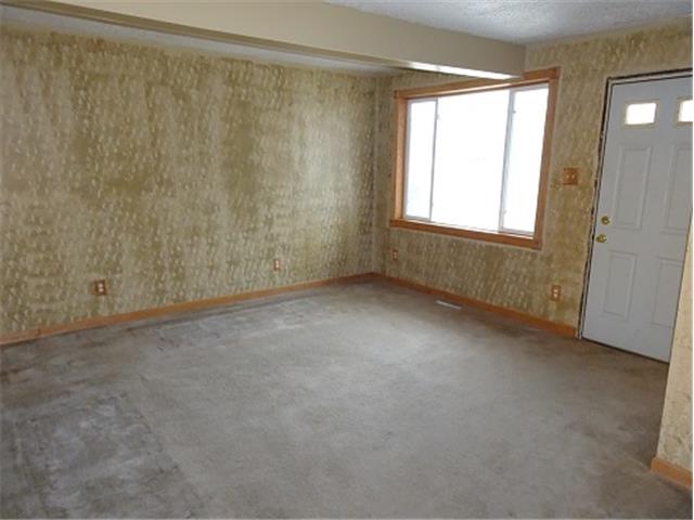 3678 S Bombay AveSaint Francis, WI, 53235Milwaukee County