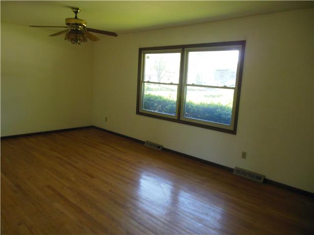 2202 Crown Point DrRacine, WI, 53402Racine County