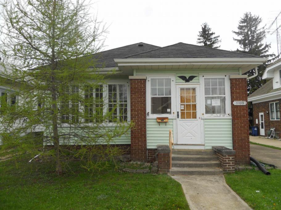 1109 Augusta StRacine, WI, 53402Racine County