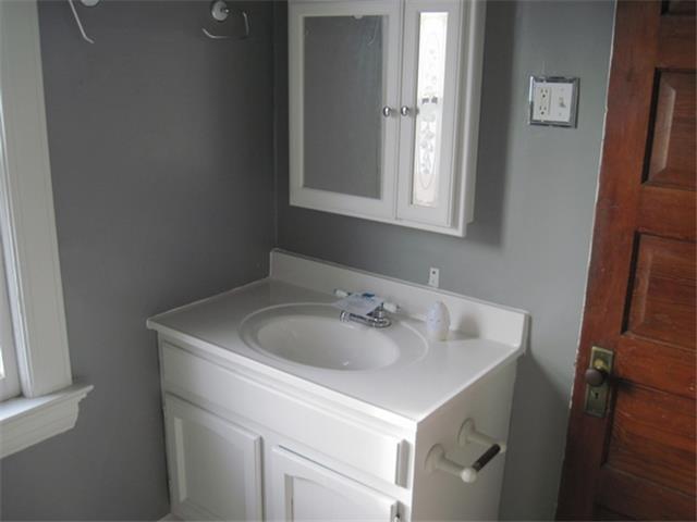 1610 Villa StRacine, WI, 53403Racine County