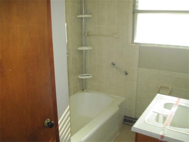 1832 Jerome BlvdRacine, WI, 53403Racine County