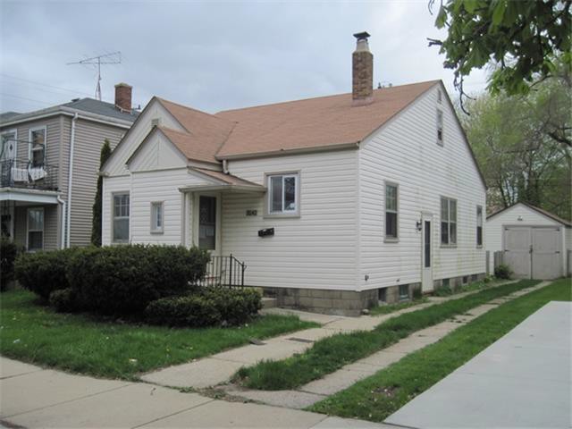 2042 Hickory Grove AveRacine, WI, 53403Racine County